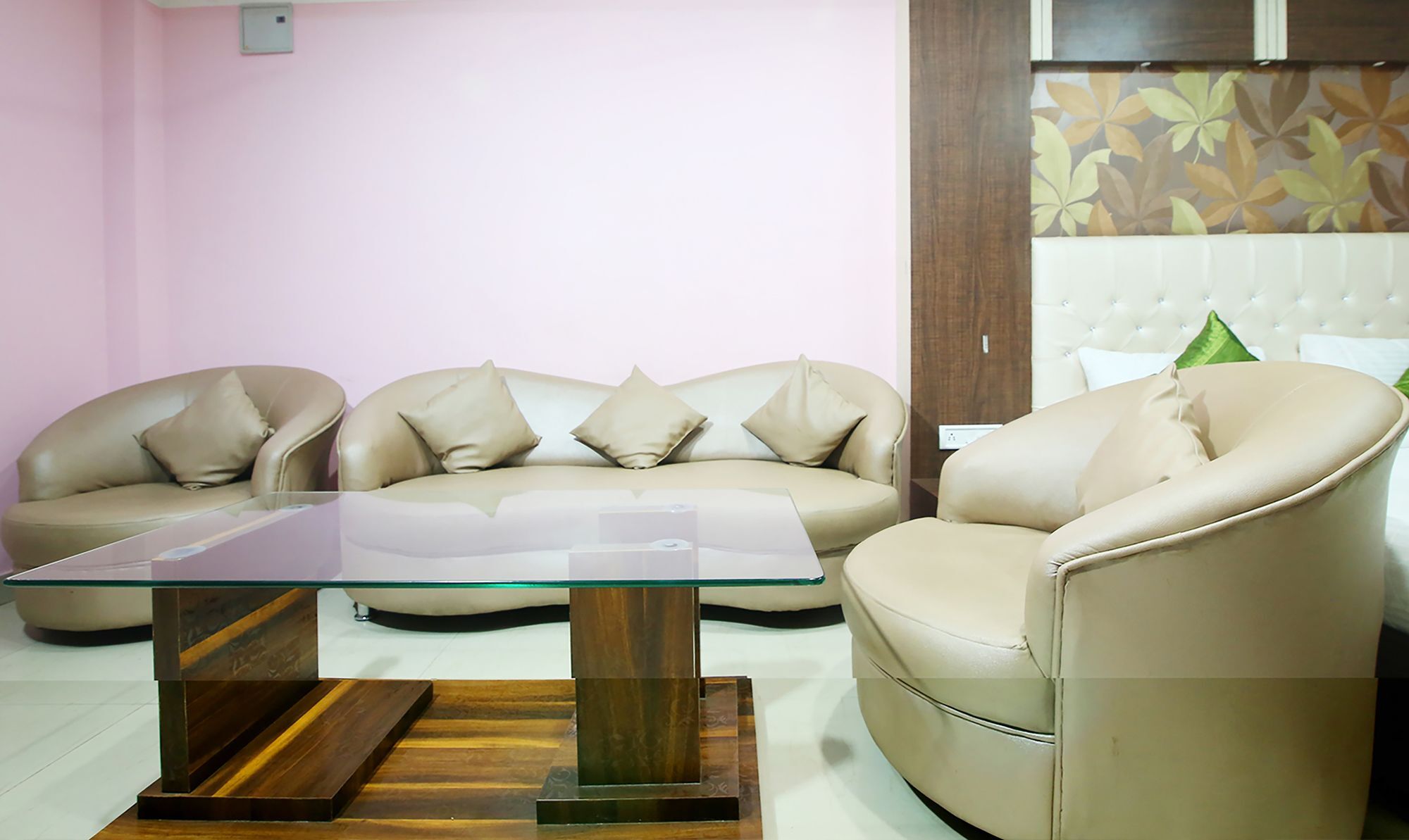 Oyo 14579 The Hangout จัมเชดปูร์ ภายนอก รูปภาพ