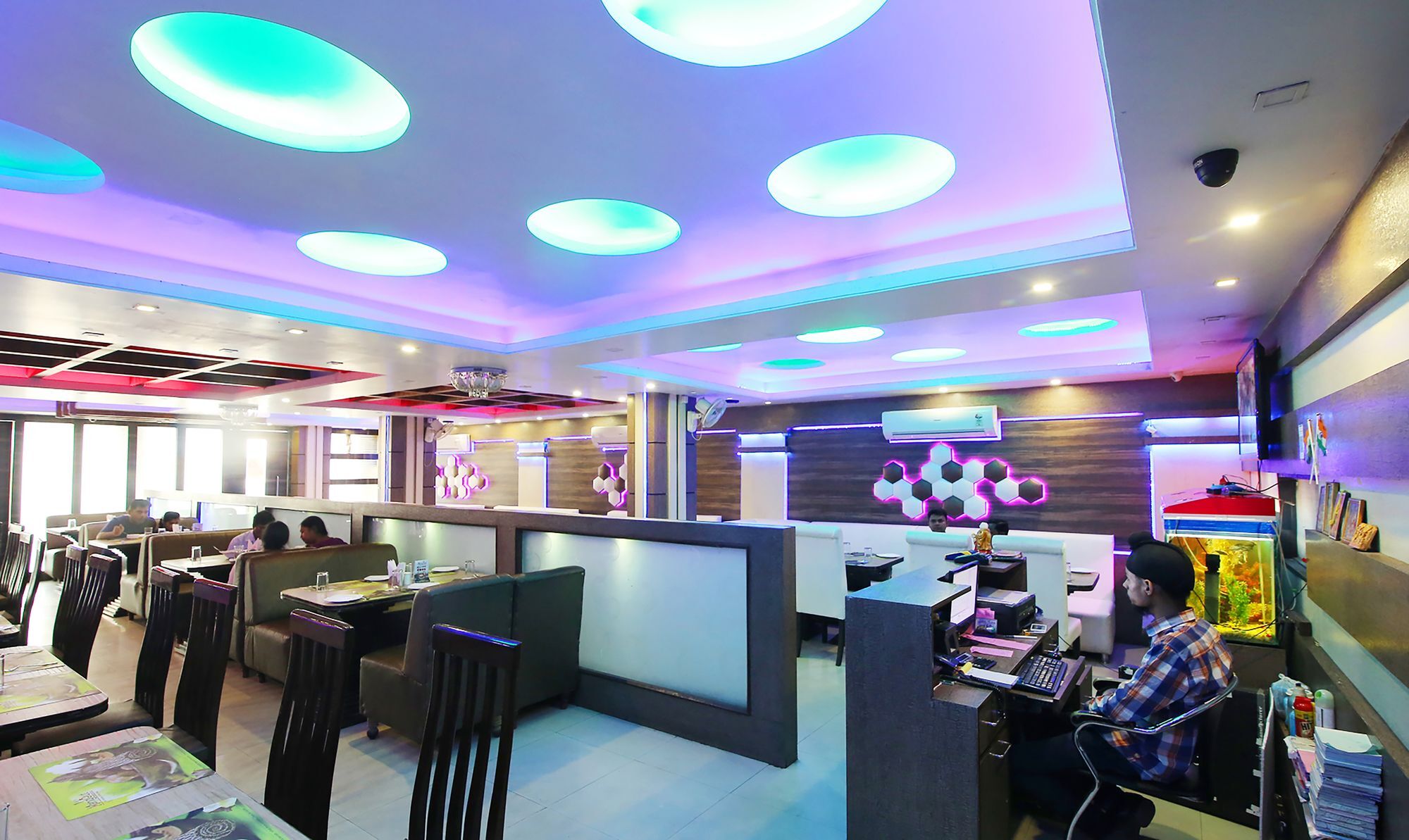 Oyo 14579 The Hangout จัมเชดปูร์ ภายนอก รูปภาพ